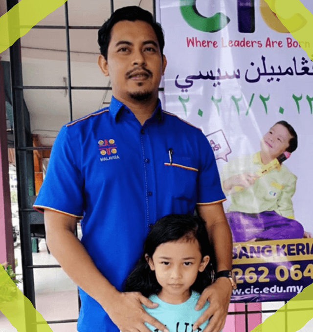 Mr. Shahrul Hapezan and family